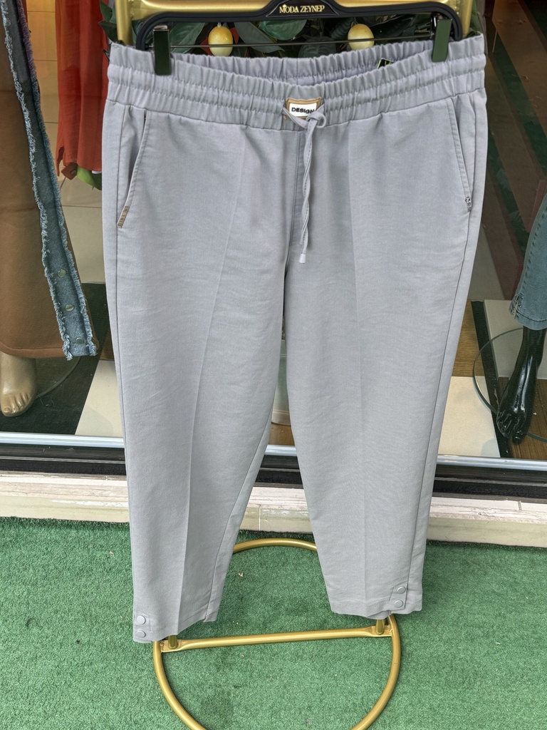 BÜYÜK BEDEN PAMUKLU FULL LİKRALI MOM JEANS 